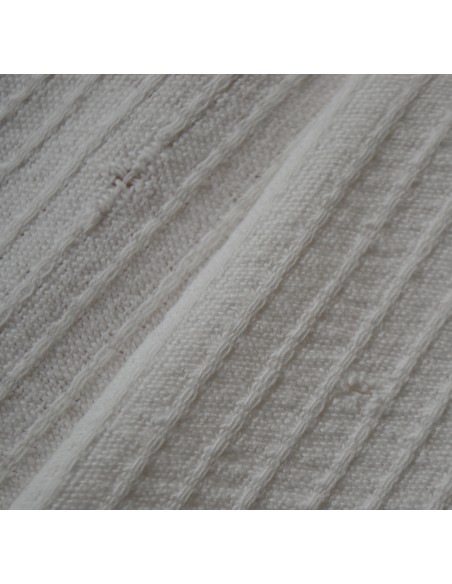 ANTICA TOVAGLIA RICAMATA A MANO130x130 cm