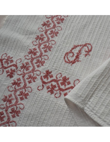 ANTICA TOVAGLIA RICAMATA A MANO130x130 cm