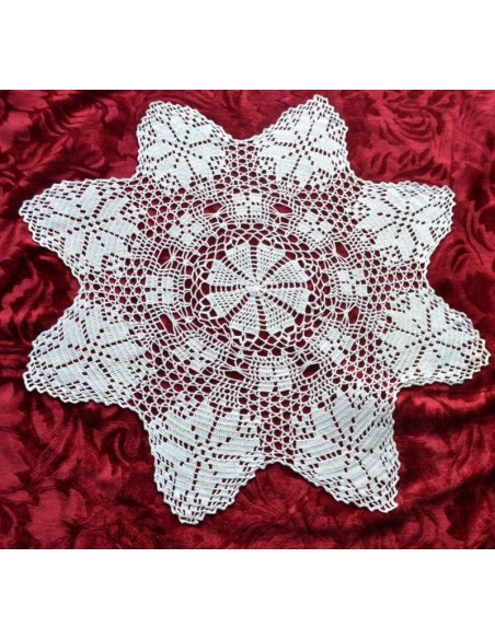 TOVAGLIETTA / CENTRO REALIZZATO A MANO AD UNCINETTO diam. 63 cm