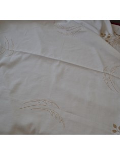 TOVAGLIA  RICAMATA A MANO 124x218cm 2