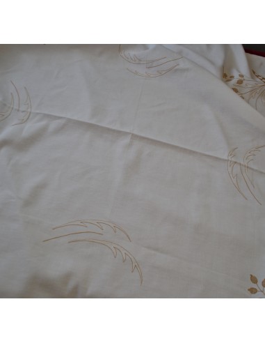TOVAGLIA  RICAMATA A MANO 124x218cm