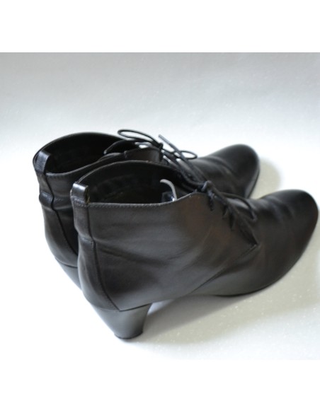 STIVALI  PELLE COLORE NERO Geox N* 39