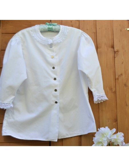 CAMICIA tg.48 CON PIZZO STILE TIROLESE