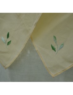 GRANDE TOVAGLIA RICAMATA 250x165 cm 2