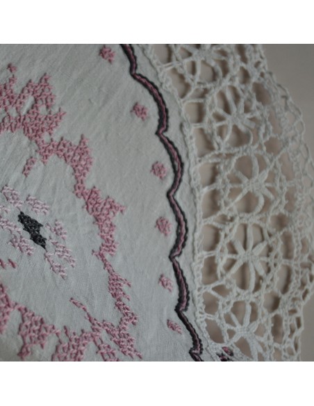 CENTRO RICAMATO A MANO 45x31cm