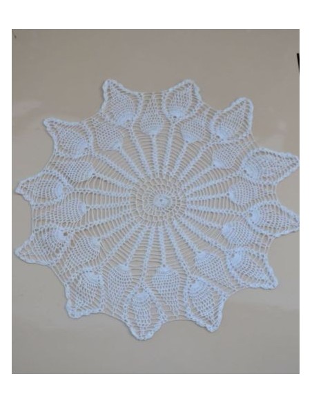 CENTRO REALIZZATO A MANO AD UNCINETTO diam. 55 cm