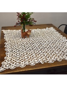 TOVAGLIETTA  REALIZZATA A MANO AD UNCINETTO 100x90 cm
