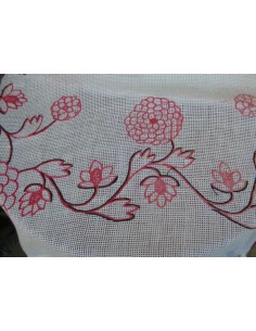 ANTICA TOVAGLIETTA  RICAMATA A MANO 100x100 cm