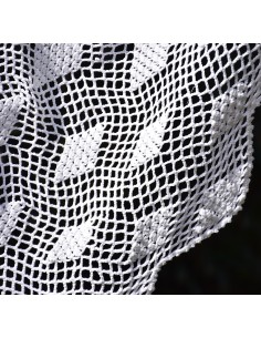 COPRITAVOLO  REALIZZATO AD UNCINETTO diam. 150 cm 2