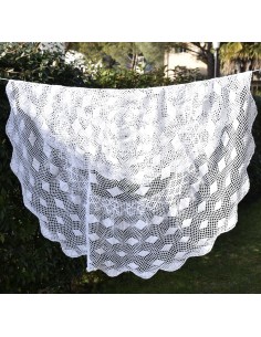 COPRITAVOLO  REALIZZATO AD UNCINETTO diam. 150 cm