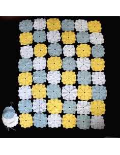 SET 57 CENTRI REALIZZATI A MANO AD UNCINETTO