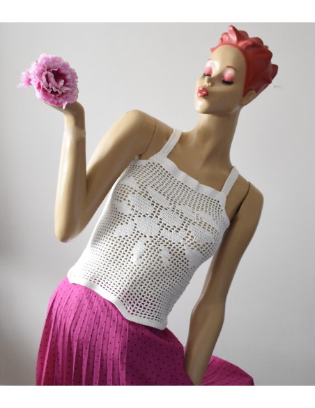 TOP REALIZZATO AD UNCINETTO tg. M