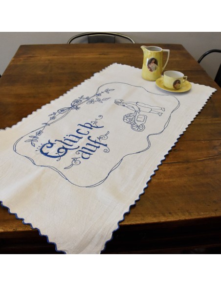 TENDINA LIBERTY RICAMATA A MANO 92x48cm
