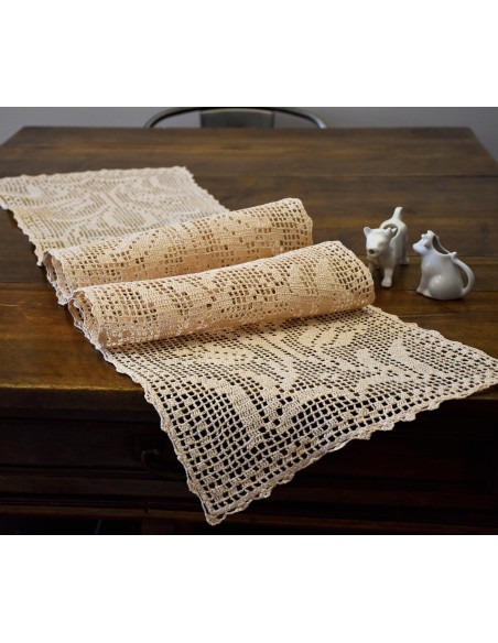 CENTRO 170x30cm  UNCINETTO A MANO