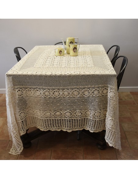TOVAGLIA COPRITAVOLO UNCINETTO 250x200 cm