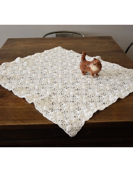 CENTRO 70x80cm UNCINETTO A MANO
