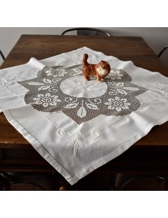 TOVAGLIETTA CON  FILET A RETE 83x83 cm