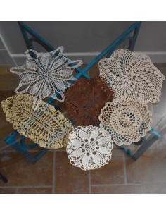SET 6 CENTRI  REALIZZATI A MANO AI FERRI