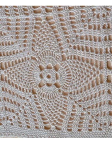 TOVAGLIETTA REALIZZATA A MANO AD UNCINETTO...