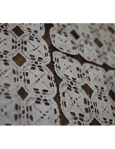 SET TRE CENTRI ECRù REALIZZATI A MANO