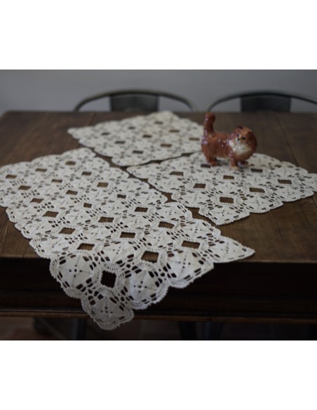 SET TRE CENTRI ECRù REALIZZATI A MANO