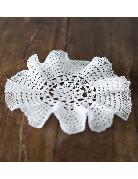 CENTRO REALIZZATO A MANO  UNCINETTO diam.22cm