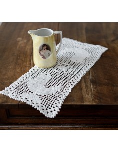 CENTRO REALIZZATO A MANO  UNCINETTO 45x19cm