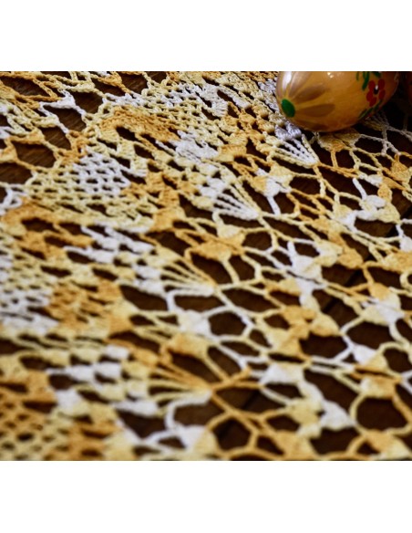 CENTRO REALIZZATO A MANO AD UNCINETTO diam. 58 cm