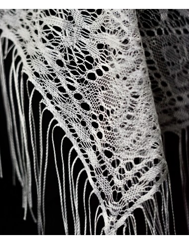 PONCHO BIANCO  IN PIZZO