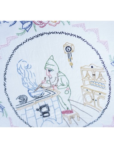 TENDINA LIBERTY RICAMATA A MANO 100x51cm