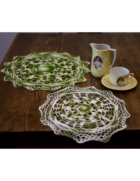 SET 2 CENTRI VERDE REALIZZATI A MANO