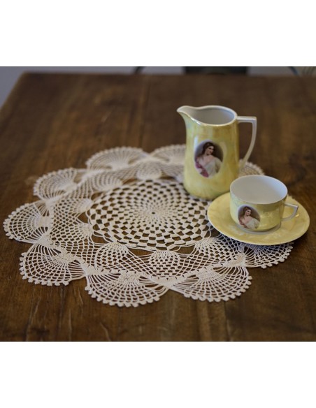 CENTRO REALIZZATO AD UNCINETTO diam.45 cm ECRù