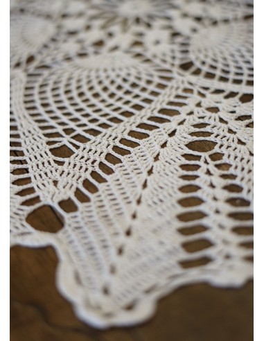 CENTRO REALIZZATO AD UNCINETTO diam.60 cm