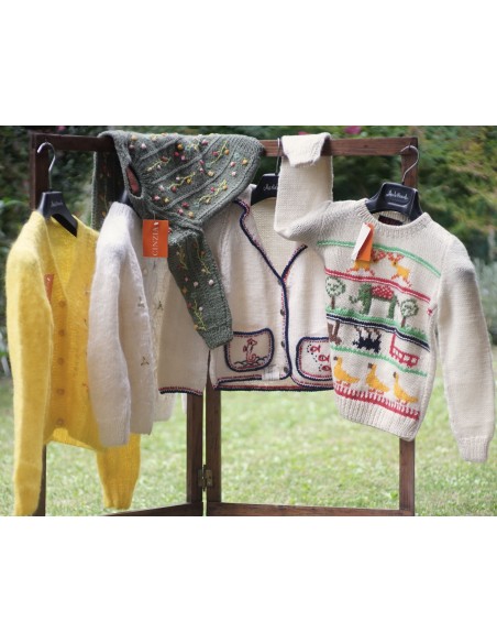 GOLFINO BAMBINA A MANO LANA VINTAGE  tg.6/8 anni