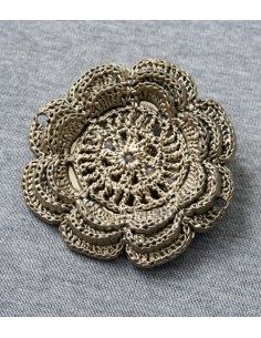 SPILLA "Fiore ad uncinetto"