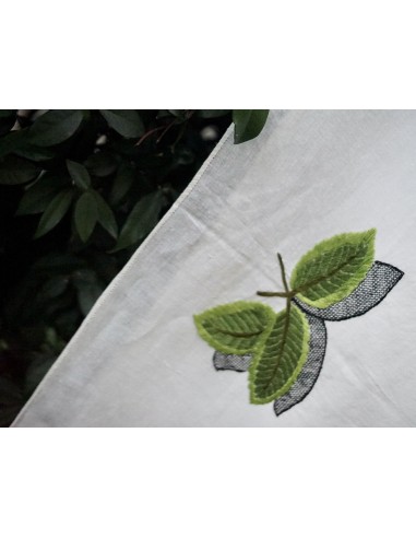 TOVAGLIA CREMA RICAMATA A MANO 250X160 cm