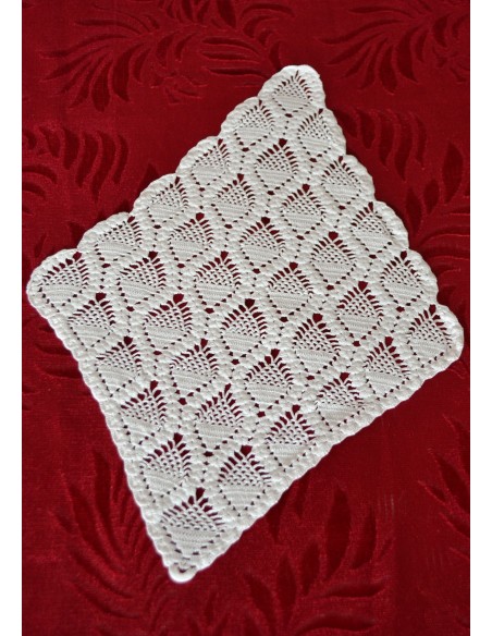  CENTRO REALIZZATO A MANO AD UNCINETTO 38x26cm