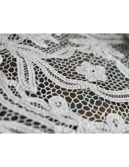 TOVAGLIETTA PIZZO RINASCIMENTALE diam. 75cm