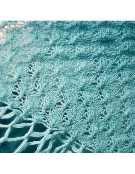 SCIALLE AZZURRO/ TURCHESE  REALIZZATO A MANO
