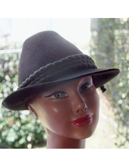 CAPPELLO  IN STILE TIROLESE tg 56 MAYERS