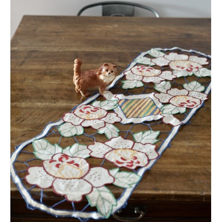 ANTICO CENTRO RICAMATO A MANO 110x35 cm