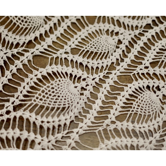 TOVAGLIA / COPRITAVOLO REALIZZATO MANO AD...