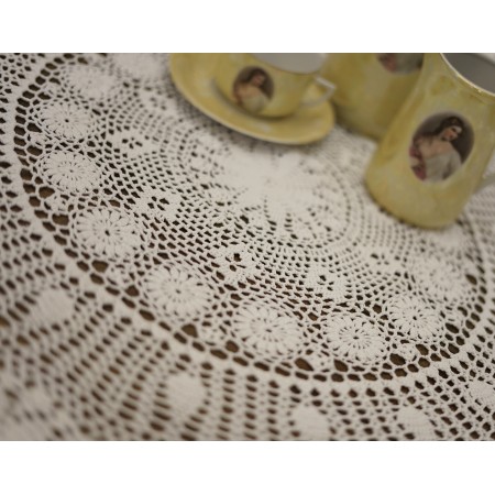 TOVAGLIA / COPRITAVOLO REALIZZATO MANO AD UNCINETTO diam. 150 cm