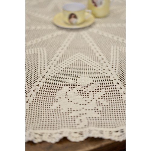 TOVAGLIETTA  REALIZZATA A MANO AD UNCINETTO diam.104 2
