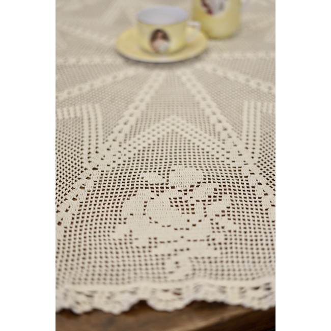 TOVAGLIETTA  REALIZZATA A MANO AD UNCINETTO...