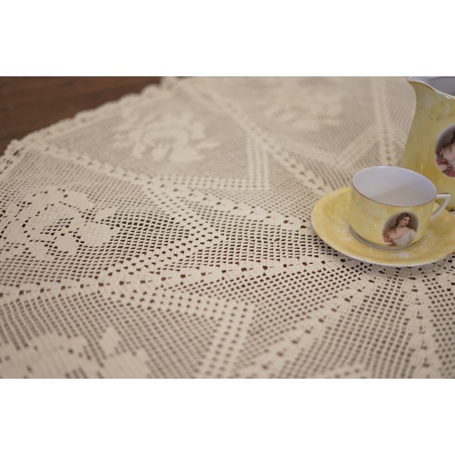 TOVAGLIETTA  REALIZZATA A MANO AD UNCINETTO...