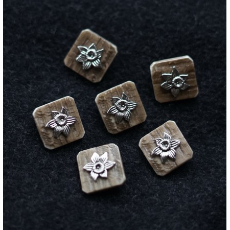 SET 6 BOTTONI STILE TIROLESE 2,4x2,4 cm "Narciso"
