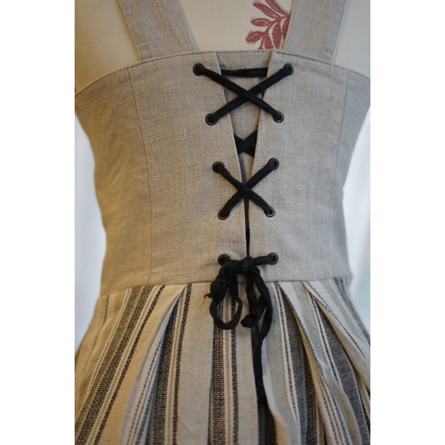 ABITO STILE TIROLESE  tg.40 it  BEIGE