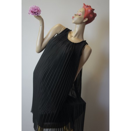 ABITO ESTIVO  tg S COLORE NERO  PLISSETTATO