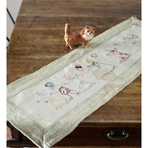 ANTICO  RICAMO / CENTRO  100x33cm